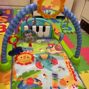 Fisher Price kick and play piano Gym